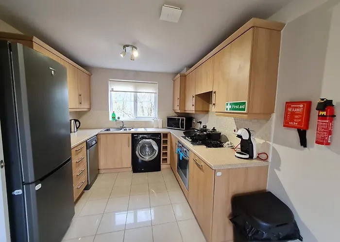 Rare Find 3Br Detached With Garage Bike Park Wales & Brecon Beacons